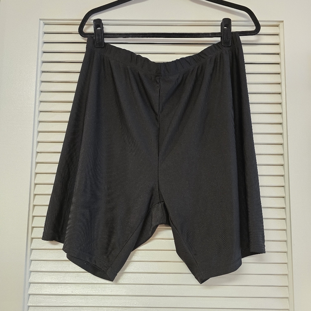 SHEIN - (Plus-Size) Black Lightweight Casual Workout Athletic Shorts